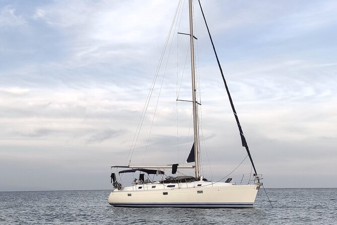 3 Hours Yacht Sailing Activity in Cabo Verde, Santa Maria - What Happens During the 3 Hours on the Water