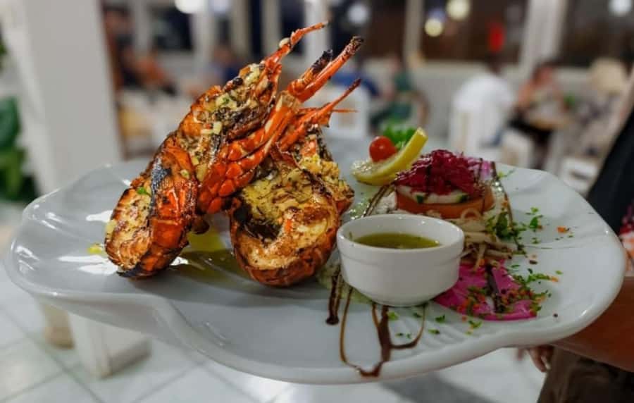 Boa Vista: African night - Dinner at Churrasqueira Sal Rei, and how the lobster upcharge changes the math