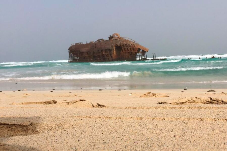 Boa Vista Island: Northwest & Deserto de Viana 4x4 Adventure - Praia da Atalanta and the Cabo Santa Maria Shipwreck Pause