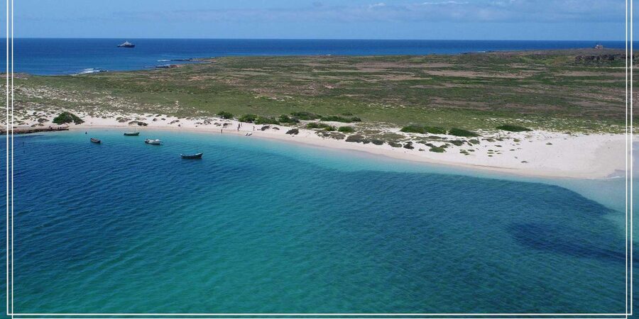 Boa Vista: Motoryacht Trip with Fishing, Snorkel, Beach BBQ - Drinks and comfort, the stuff you feel all day
