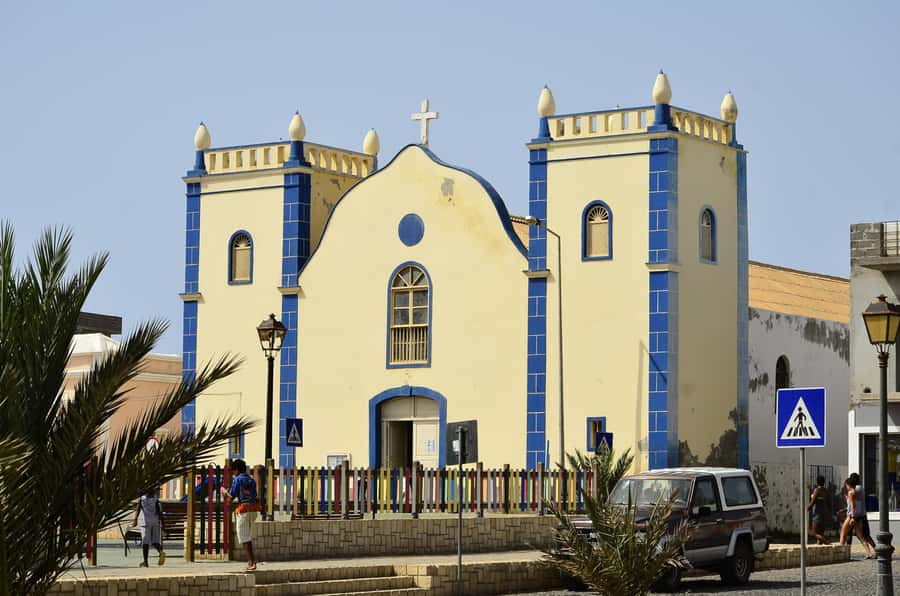 Boavista: Rabil, Shipwreck, City, Snacks & Drinks - 4x4 Tour - Fatima’s Chapel: A Spiritual Pause Without the Fuss