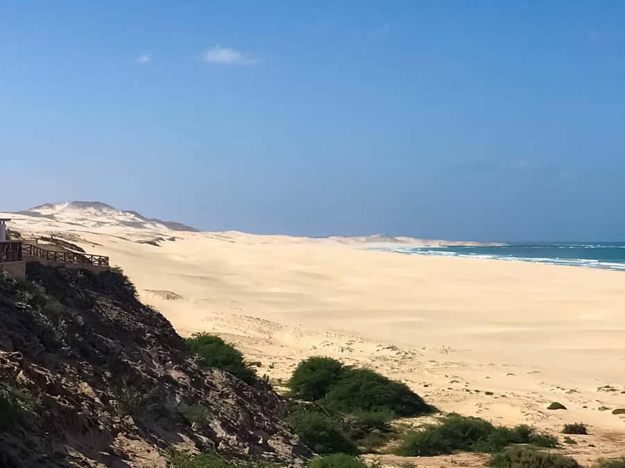 Boavista: Santa Monica beach, Varandinha cave, Sand dunes - Which Kind of Traveler Should Book This Tour