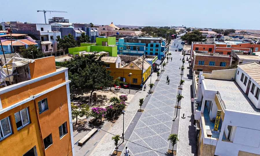 Espargos: Guided Sal Island City Tour - Key highlights to look for