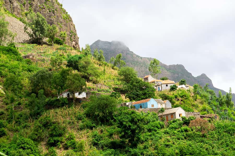 From Tarrafal: Serra to Principal Hike & Lunch with locals - The hike route: from the park entrance down to Principal Valley