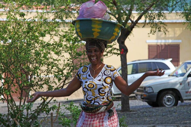 Guided city Tour Praia, Highlights tour - Praia’s Plateau and Sucupira, in a Tight 2 Hours