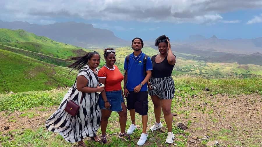 Hike to the highest point of Monte verde - The climb from road to trail: pace, photos, and the real effort