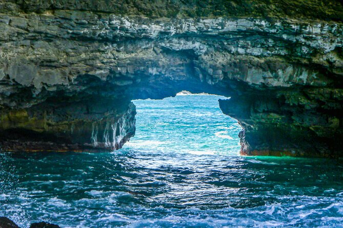 Hiking Águas Belas Cave - Boat time and a beach stop: how the water adventure fits in