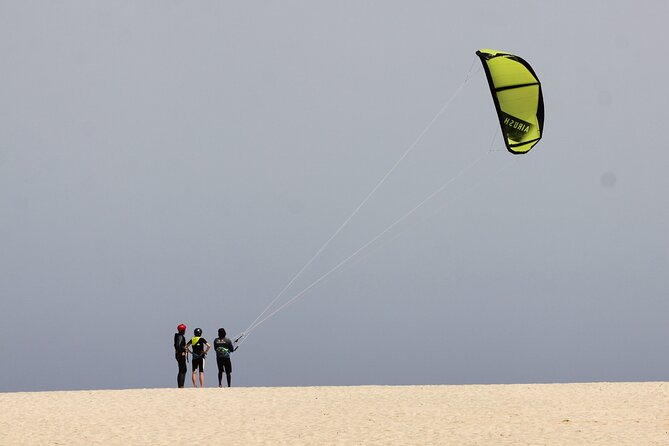 Kitesurf Lessons in Cape Verde - Surf Hub Cabo Verde to your first kite control moment