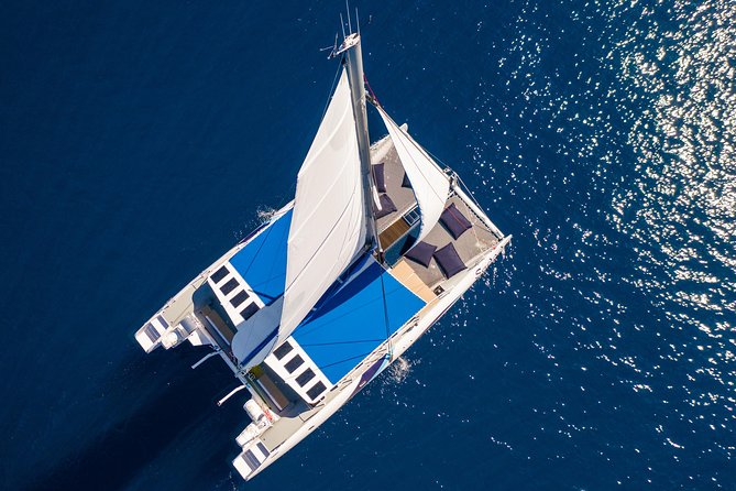 Lounge Catamaran SODADE Half-Day - Onboard comfort: where to sit, what to expect, and why the mood matters