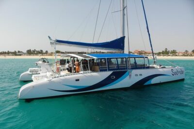 Lounge Catamaran SODADE Half-Day (Adults Only)