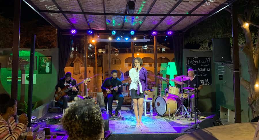 Mindelo Cultural: city tour "Mindelo by Night" - Where you start: Nautilus or Le Metalo, then straight into the vibe