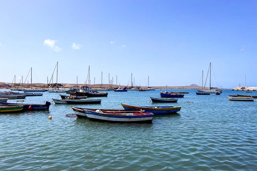 Murdeira: Sal Island Nature Reserve and Fishing Village Tour - Pedra de Lume salt pans: thermal swimming and the salt-water reset
