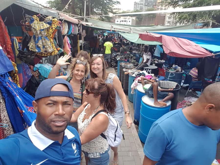 Praia City Tours - Colonial Landmarks: City Hall and Praia Cathedral