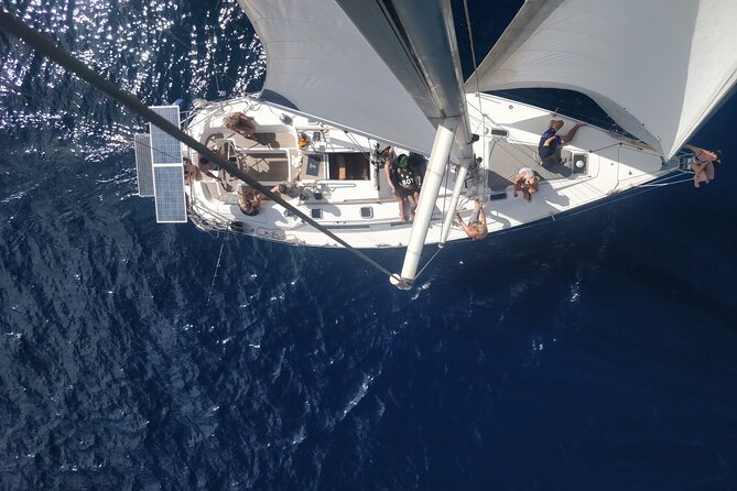 Private full day - Sailing Yacht - The Santa Maria departure, what the 10:00 am start means