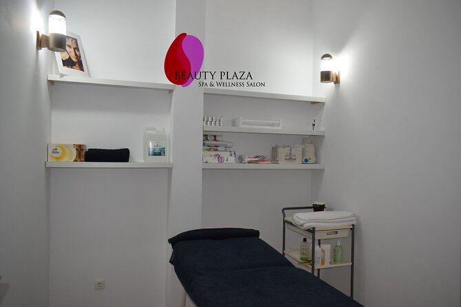 Relaxing Massages 50 minutes - Inside Beauty Plaza: professional service, clean rooms, and smooth flow