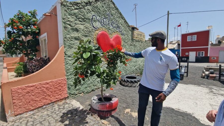 Sal island: Santa Maria city tour, street art and tapas - The historical monument stroll: seeing the town’s layers