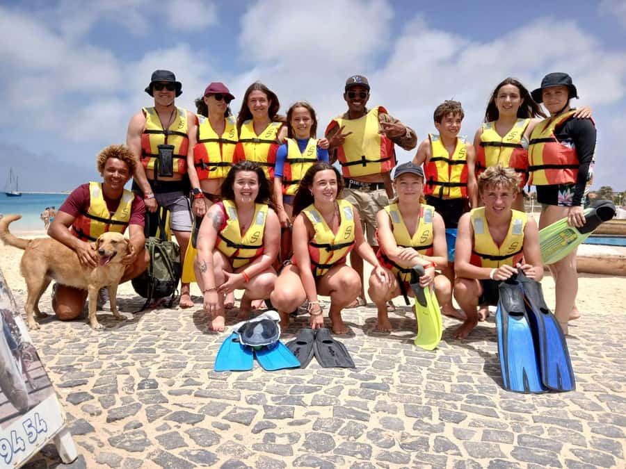 Sal Island: Santa Maria Snorkelling - From pier to reef: how the boat drop-off works