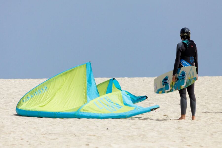 Sal: Kitesurfing Lessons - What the lesson actually includes, from kite control to water technique