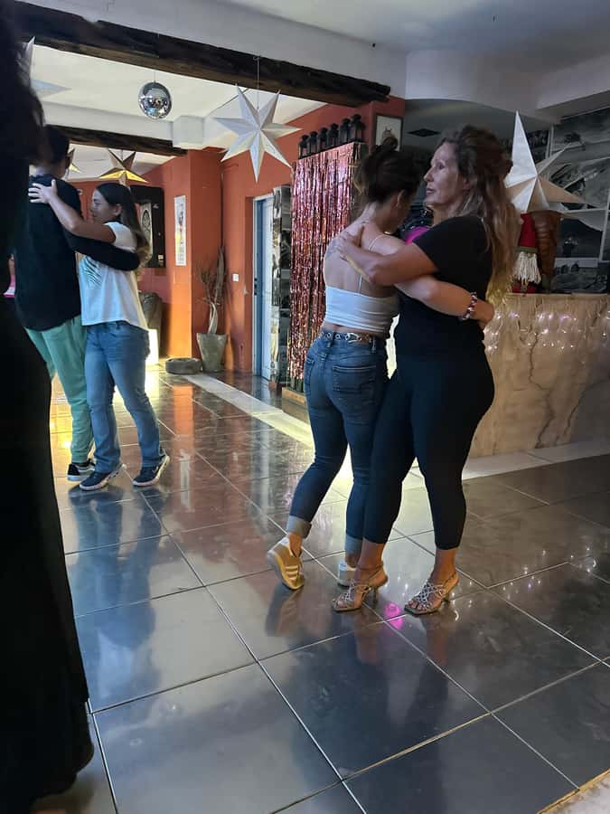 Sal: Kizomba Group Class - Santa Maria, Cape Verde - Practical tips so you enjoy the whole hour