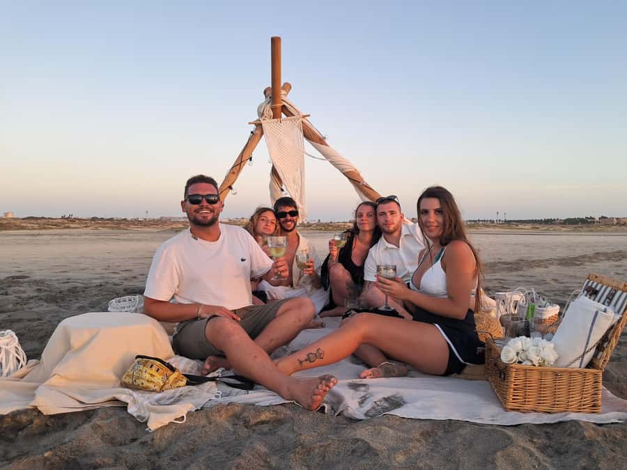 Sal: Romantic Sunset Escape with Wine and Roundtrip Transfer - Key takeaways before you go