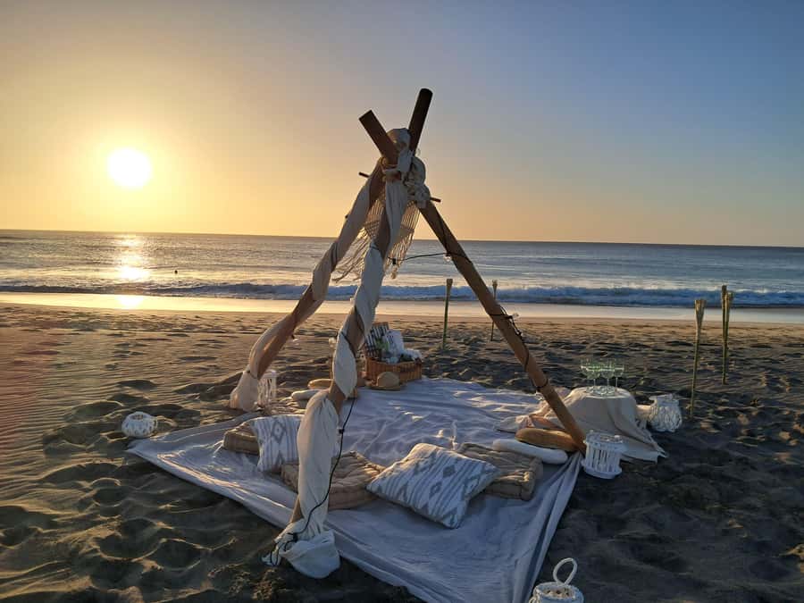 Sal: Romantic Sunset Escape with Wine and Roundtrip Transfer - What to bring so the evening stays comfortable