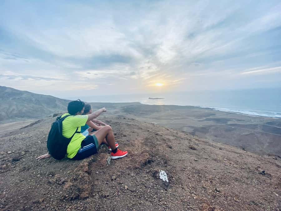 Santa Maria: Guided Coastal Hike & Monte Leão Sunset - Pacing, heat, and why the support car is more than a nice-to-have