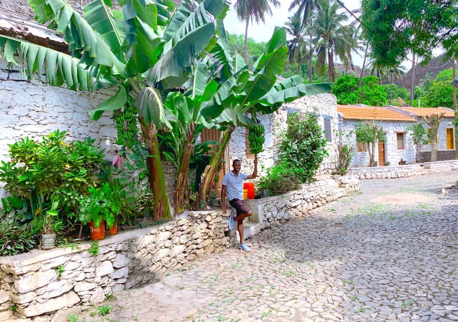 Santiago: Calabaceira Valley Trek & Visit to Cidade Velha - Should you book this Calabaceira Valley trek and Cidade Velha visit?