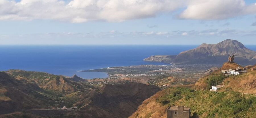 Santiago Island: Full-Day Sightseeing Experience - Key highlights