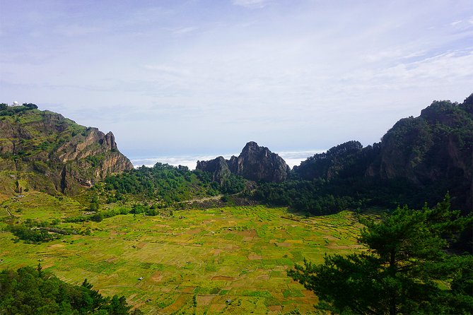 Santo Antão: Full-day Island Tour & Visit to Cova de Paúl Volcano Crater - Delgadinho ridge and Ribeira da Torre: quick air and lush valley detail