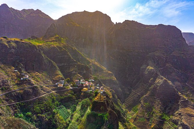Santo Antão: Hike Ponta do Sol - Fontainhas - Cruzinha - Stop 1: Ponta do Sol, where the cliff ride becomes a walking route