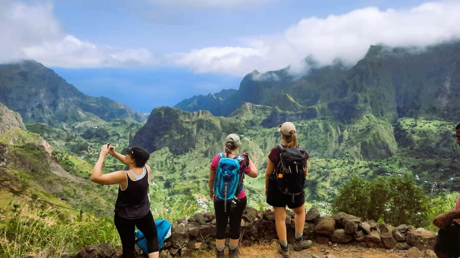 Santo Antão: Hiking Cova Volcano Crater to Ribeira Paúl - Paúl Volcano crater edge views: breathe, then keep going