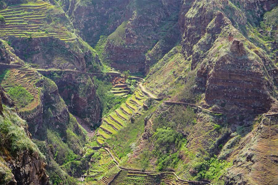 Santo Antão: Ponta do Sol & Fontainhas Guided Trip with Hike - Corvo and Formiguinhas to the Aranhas valley: the route keeps changing your perspective