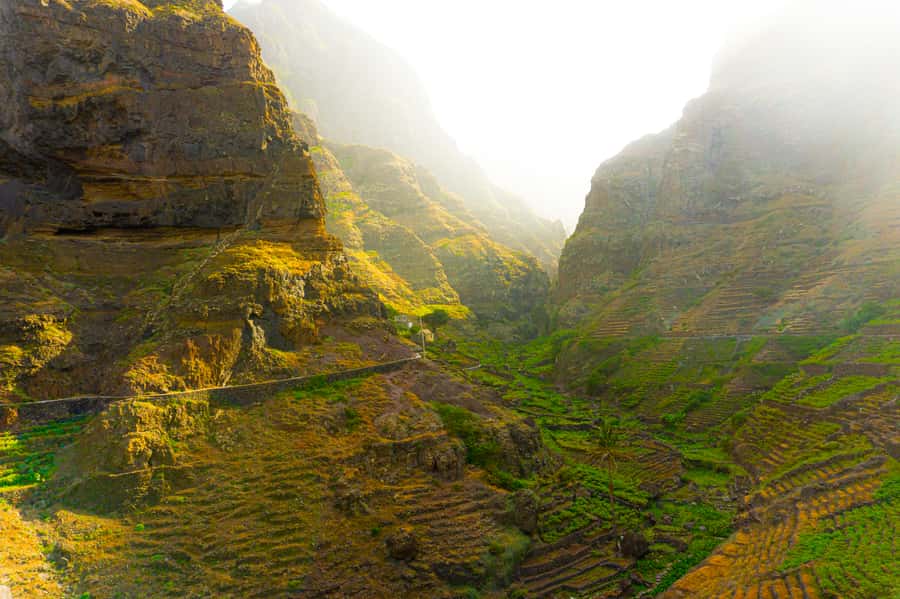 Santo Antão: Ponta do Sol & Fontainhas Guided Trip with Hike - The guided hike to Cruzinha: ocean views on volcanic rocks, with real hill work