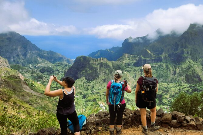 Santo Antão: Trekking Cova de Paúl Volcano Crater - Ribeira de Paúl - What to wear and bring for the steep, loose-gravel reality
