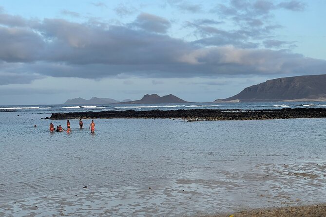 São Vicente: Half day, Beaches, Villages, Monte Verde - Salamansa fishing village: active coast life and wind sports