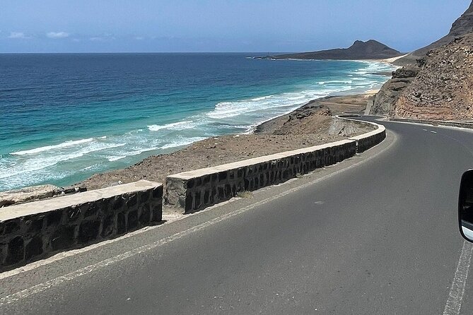 São Vicente: Half day, Beaches, Villages, Monte Verde - Baía das Gatas: the swim beach with a pier for ocean views