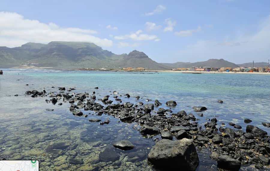 São Vicente: Half Day, Monte Verde and Villages - Baía das Gatas: crater-like lagoon beach and swim-friendly timing