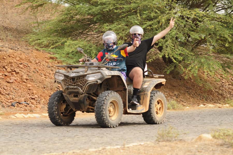 São Vicente: Quad Bike Tour in Mindelo - 4 Hours Adrenaline - Mindelo meeting point and the quick start before riding