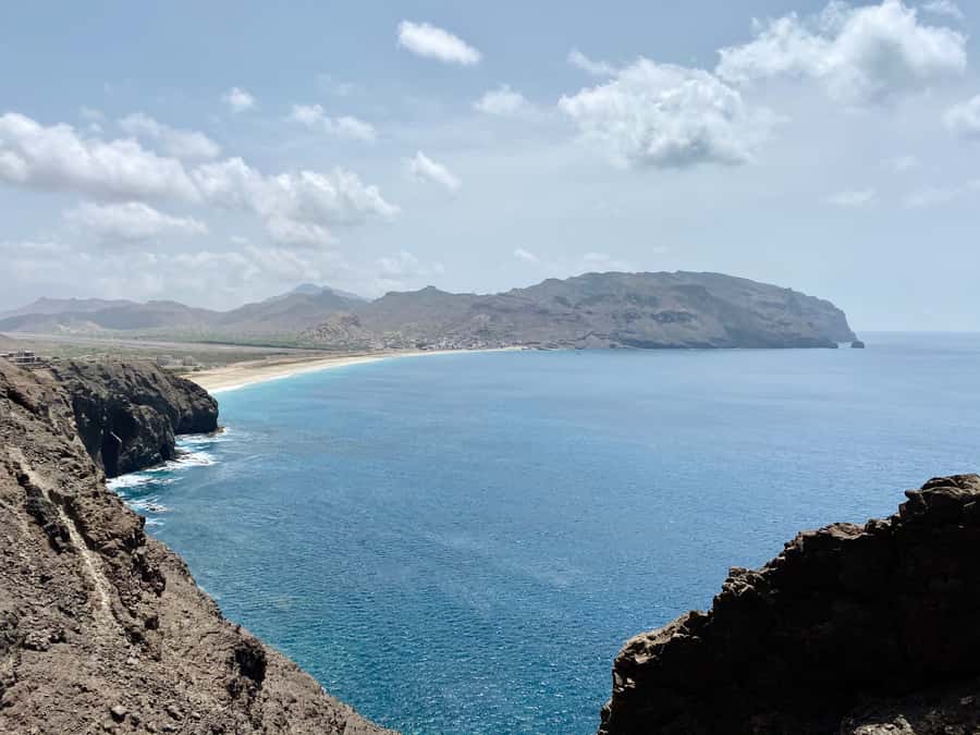 São Vicente: Swimming and Snorkeling Tour with Sea Turtles - Group size and guide style: small, personal, and multilingual