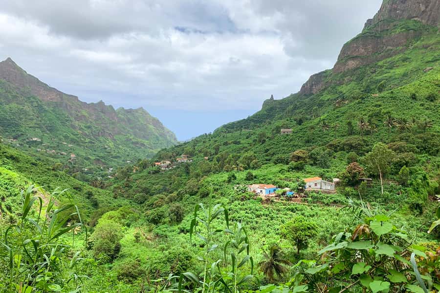Serra Malagueta: Principal Valley Hike & Lunch with Locals - The early settlements area: where rural life becomes visible fast