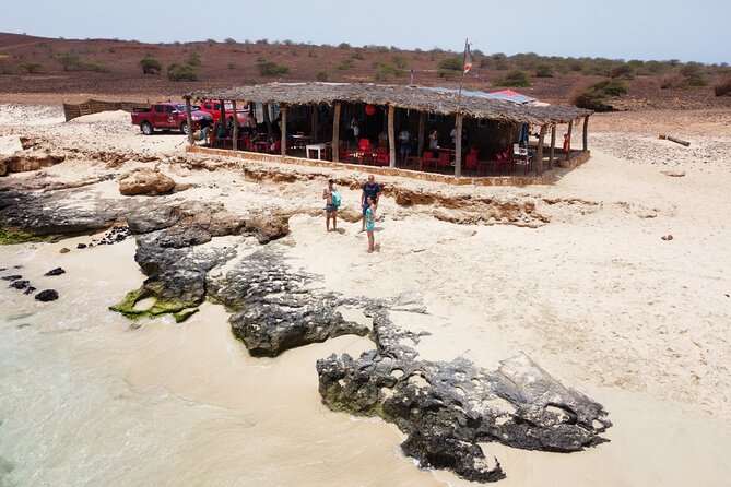 Tours in Boa Vista island - Stop 2: Rabil pottery, souvenirs, and a first church stop