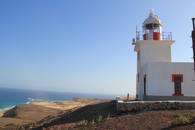 Wild east lighthouse, seashell beach - Wild East Lighthouse and Morro Negro: the view walk that sets the tone